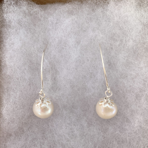 Fresh water Pearl dangle earrings