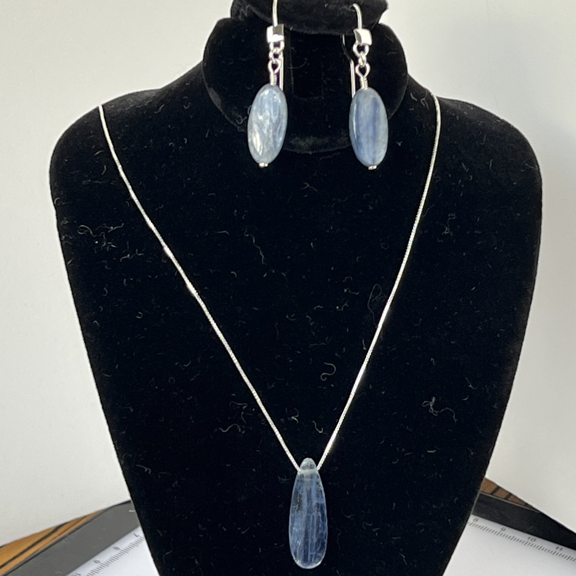 Kyanite oval earrings and teardrop kyanite necklace with maget clasp