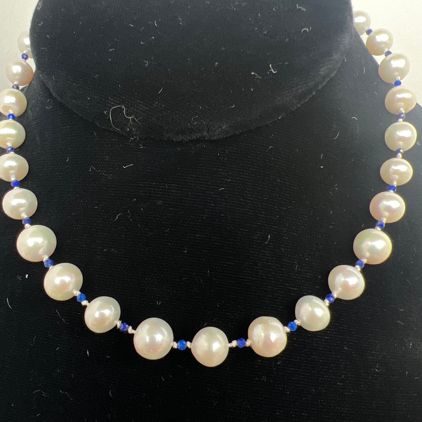 18" or 21” AA akoya water pearl with lapis